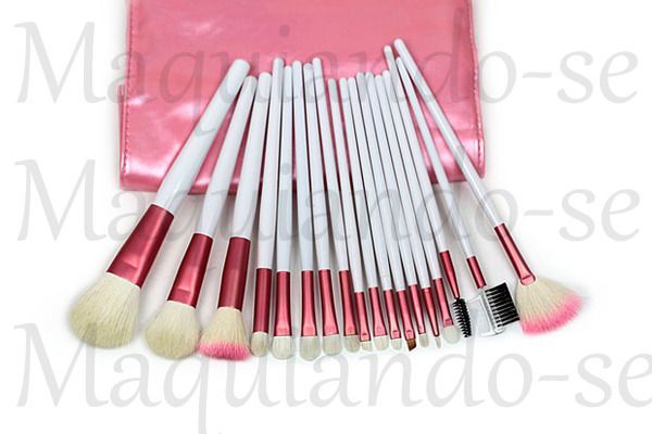 Kit com 18 pincéis rosa